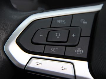 Volkswagen Touran Move Comfortline KLIMA LED NAVI ALU