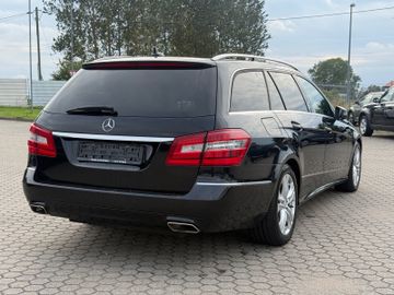 Mercedes E 300 - 5