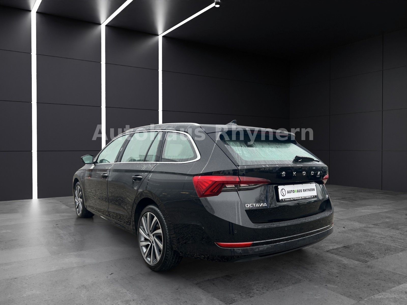 Skoda Octavia Combi IV 1.4 TSI 150kW DSG Style iV imagem 3