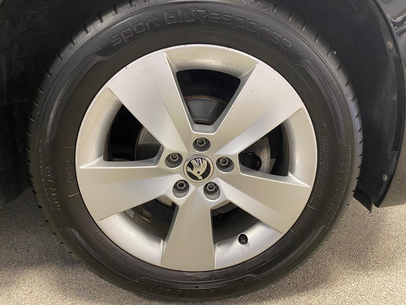 Fahrzeugabbildung SKODA Scala 1.0 TSI Cool Plus AHK+APP+KLIMA+PDC+