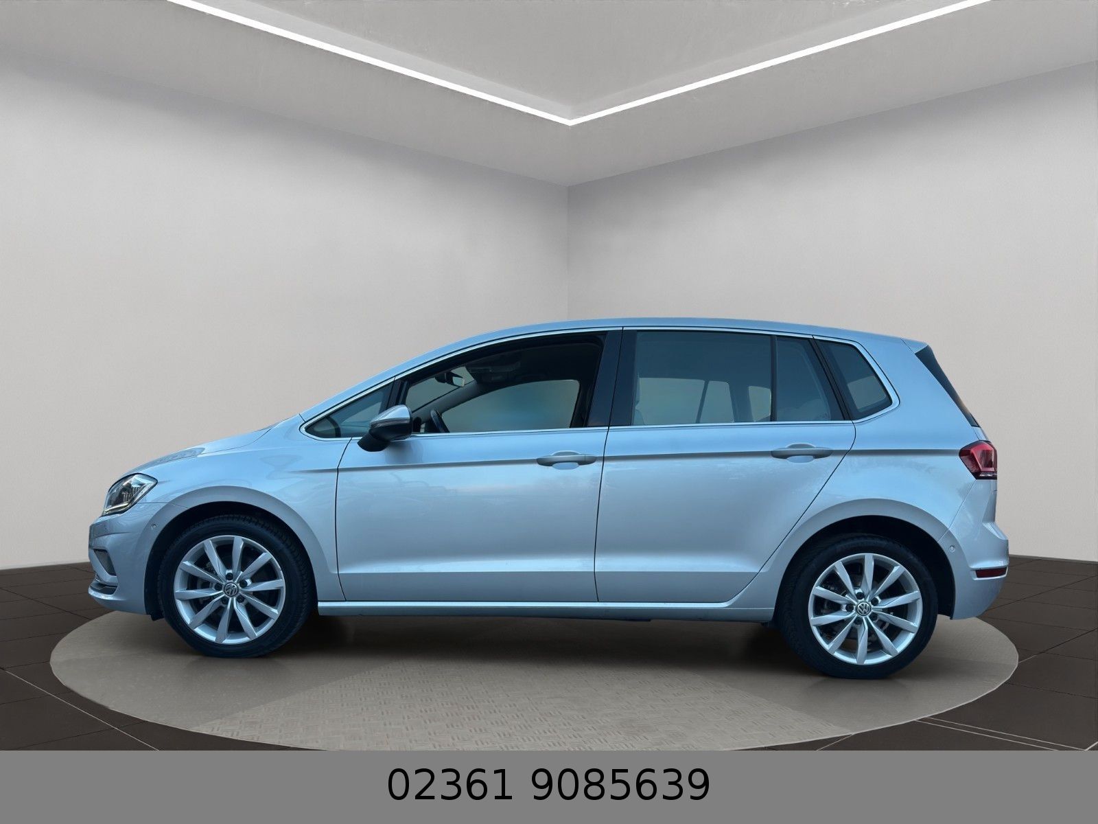 Fahrzeugabbildung Volkswagen Golf Sportsvan VII Highline Automatik/Navi