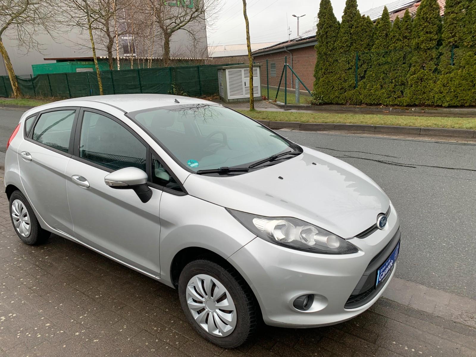 Ford Fiesta 1,25 Scheckheft 5 Türen TÜV NEU