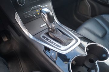 Ford S-Max - 11