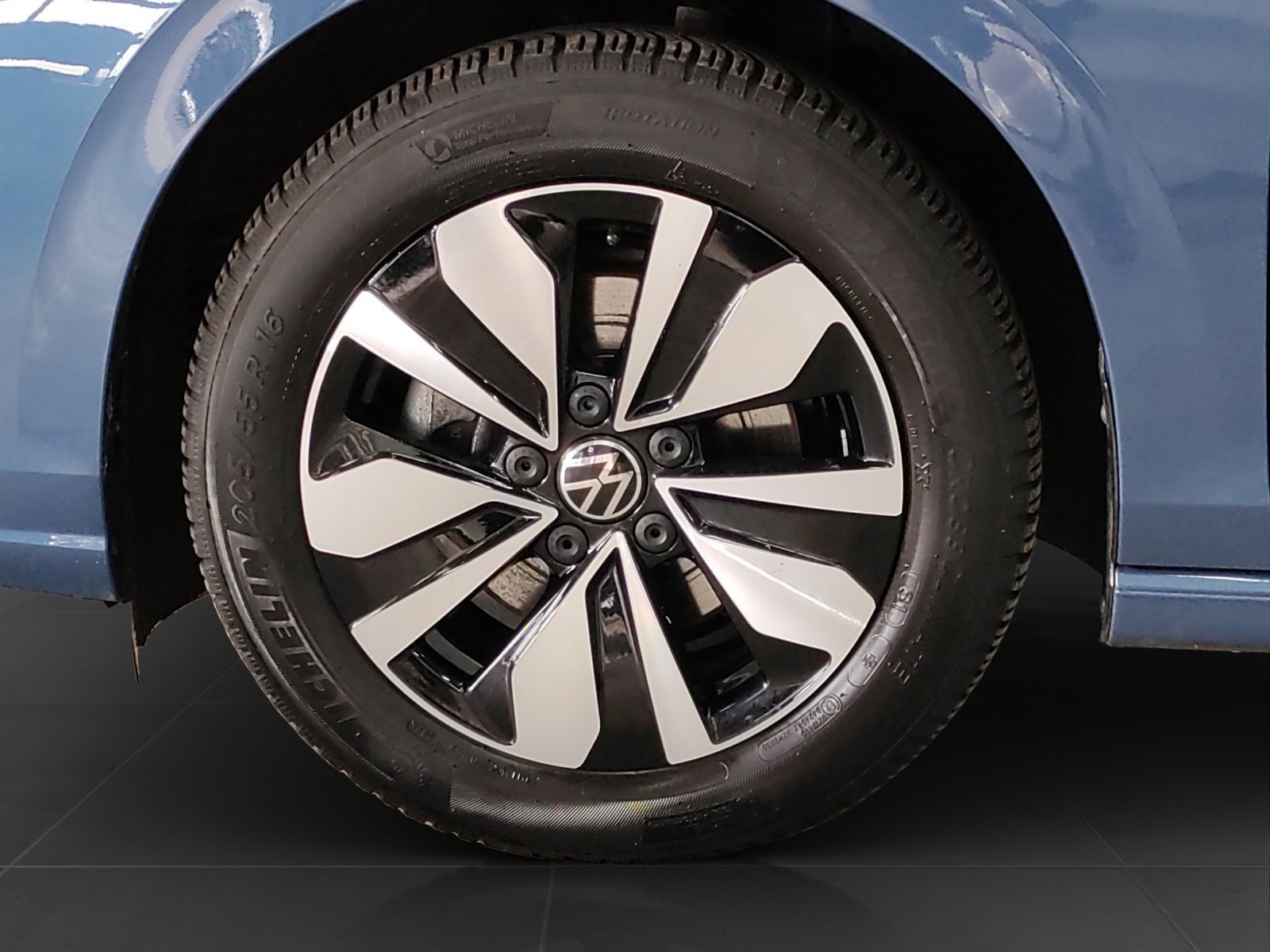 Volkswagen Golf - Bild 7