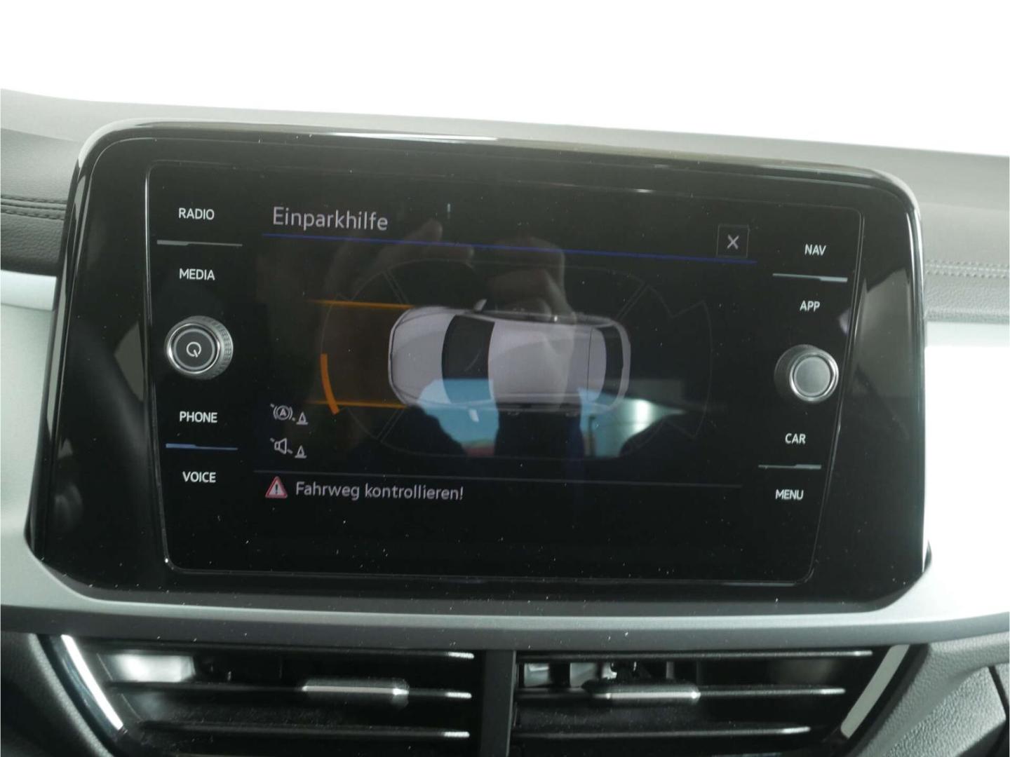 Volkswagen T-Roc 2.0 TDI Life 6-Gg. NAV/LED/AHK, миниатюра 23