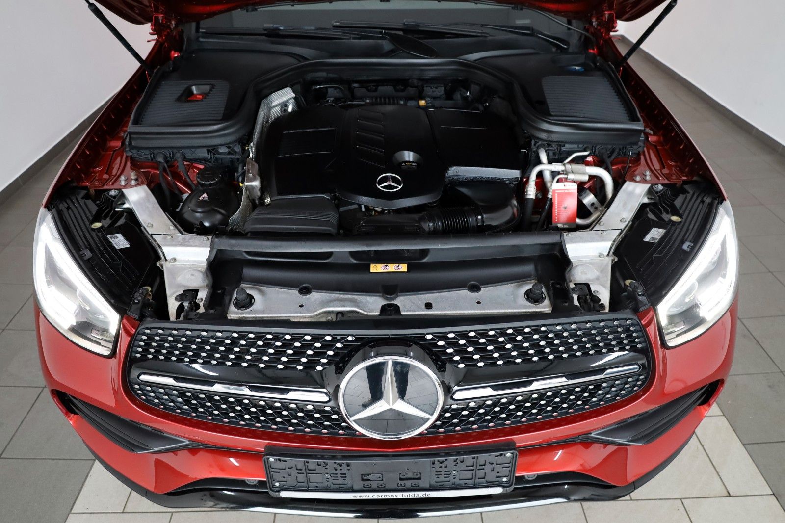 Fahrzeugabbildung Mercedes-Benz GLC 300d 4M AMG Line TLeder,Navi,LED,Panorama,SH