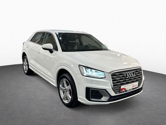 Q2 40 TFSI S TRONIC QUATT ADVANCED +LED+AHK+PDC+