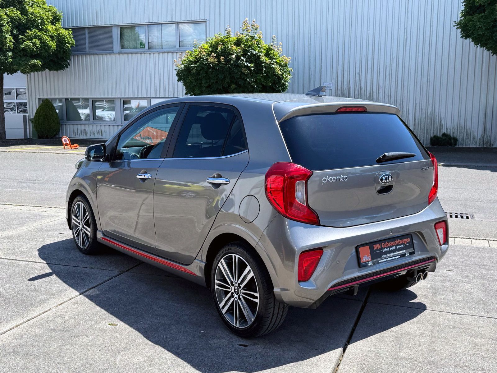 Fahrzeugabbildung Kia Picanto 1.2 GT-Line Auto. NAV KAM PDC LED TEMP