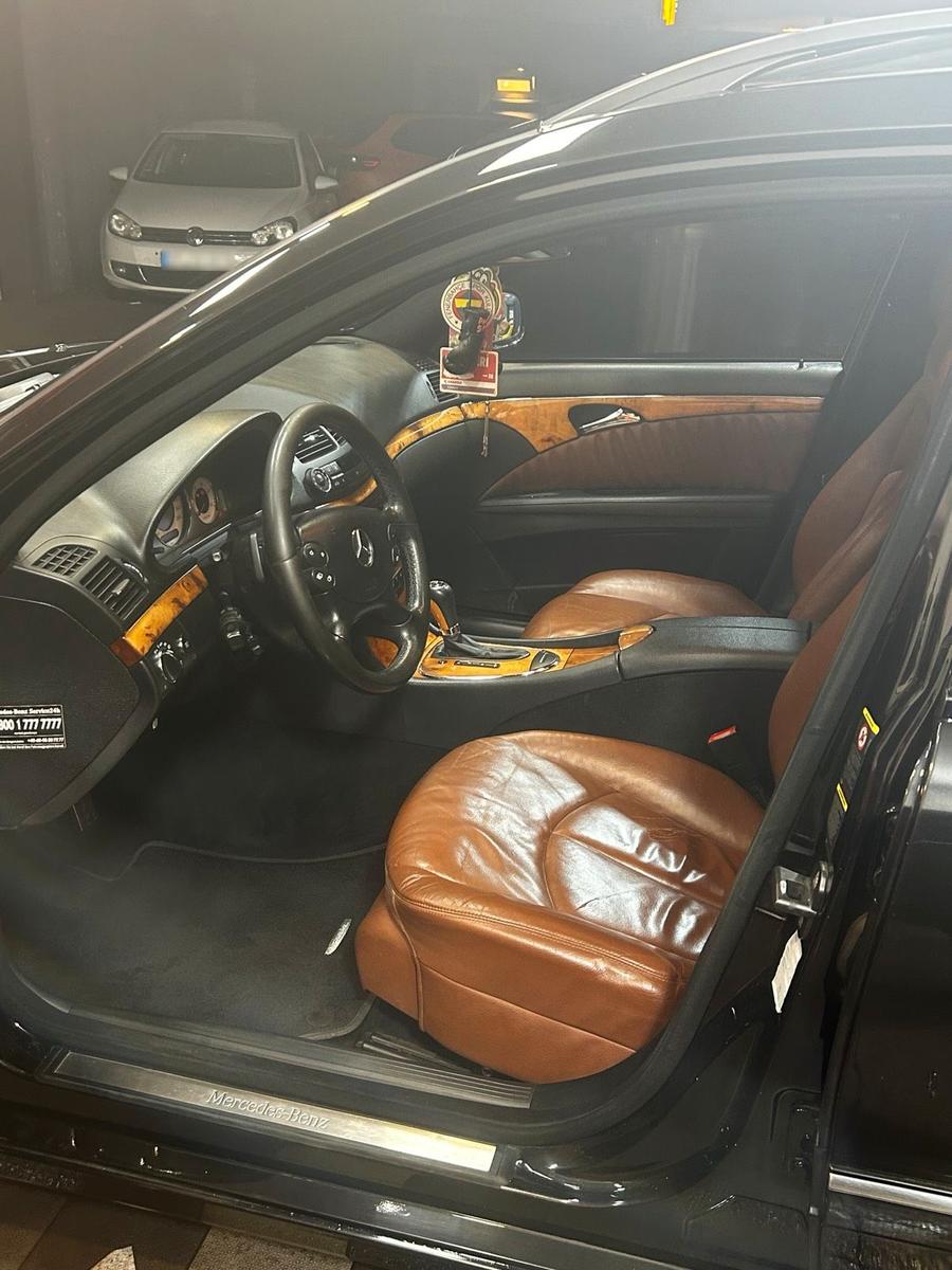 Mercedes-Benz E280 2007 — photo 11