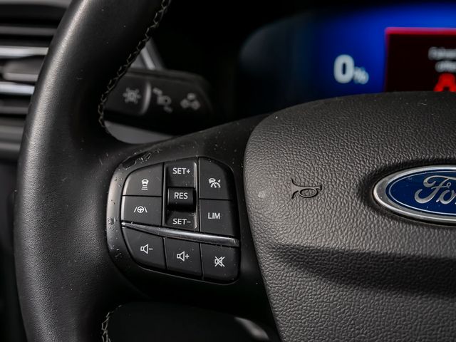 Ford Kuga 2.5 Plug-In Hybrid Vignale Stauassistent