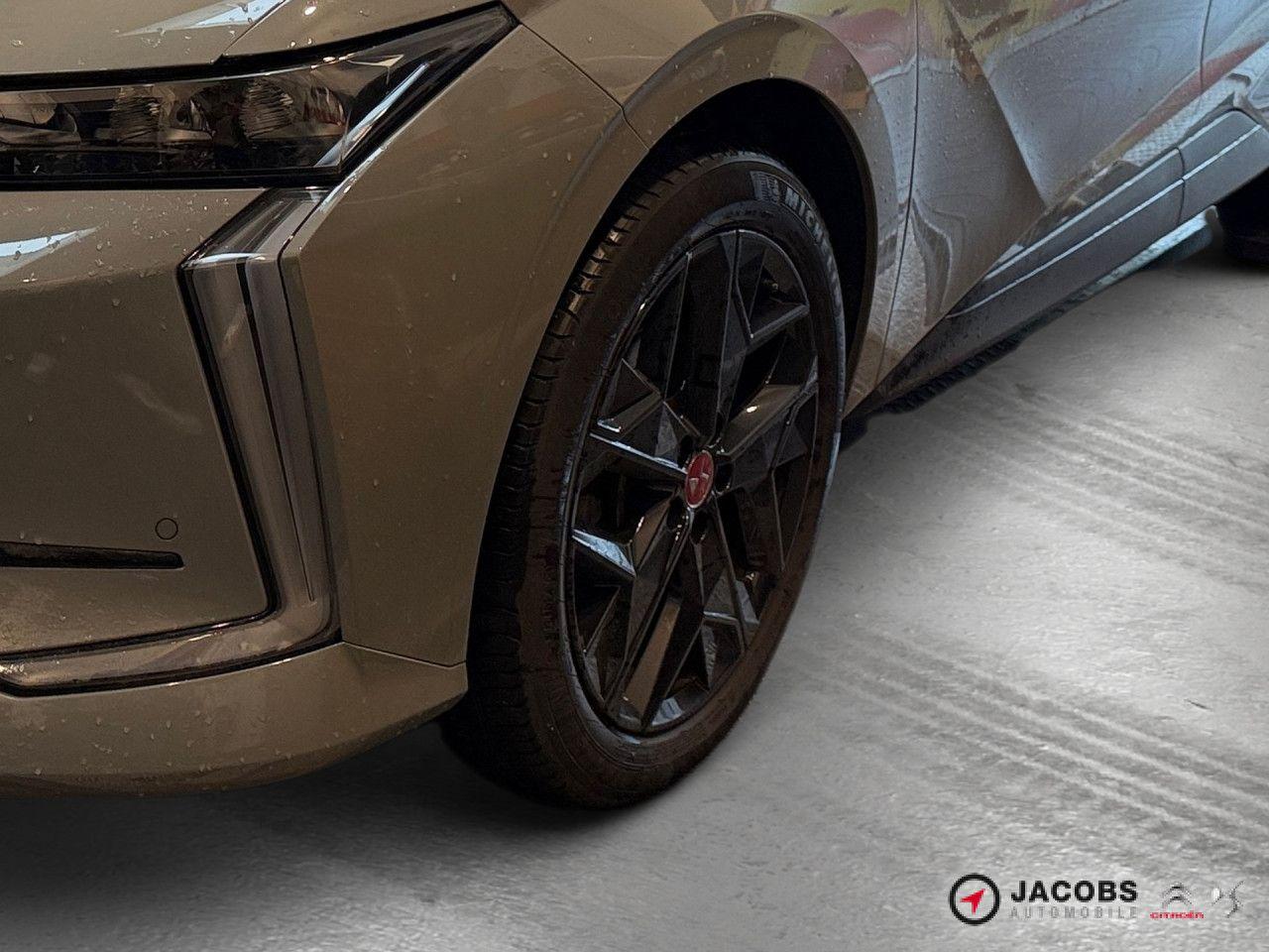 DS Automobiles DS4 PureTech 130 PERFORMANCE LINE