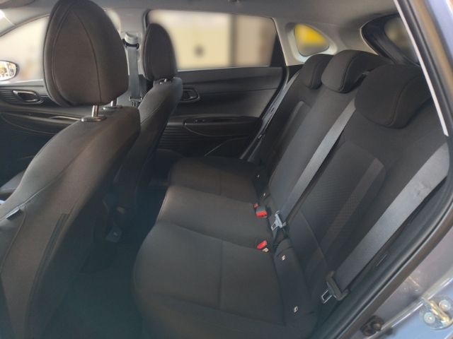 Fahrzeugabbildung Hyundai i20 FL (MY25) 1.0 T-GDI (100 PS) Prime Navi Digi