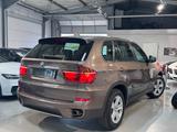 BMW X5 xDrive30d *LED*Panorama*Automatik* - BMW X5 aus 2011 mit Diesel-Antrieb