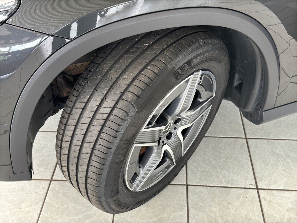 Fahrzeugabbildung Mercedes-Benz GLC 300 d 4M AMG*AHK*DISTR*MEMO*KAM*TOTW*LED