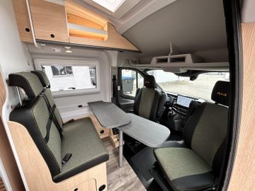 Sunlight Cliff 4x4 Greentrek 590 Assistenzpaket Bi-Xenon