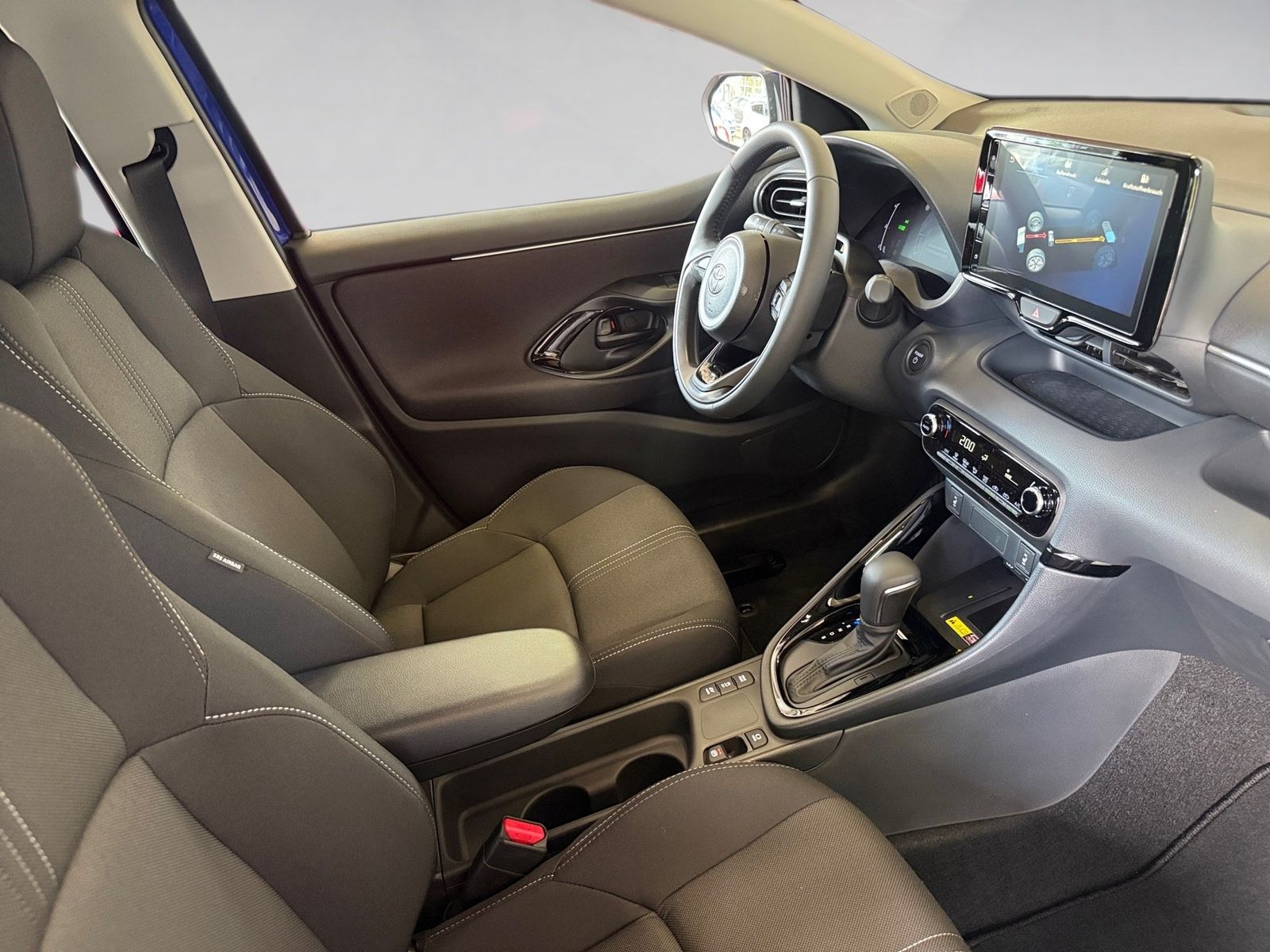 Fahrzeugabbildung Toyota Yaris 1.5 Teamplayer Kamera,LED,ACC,PDC