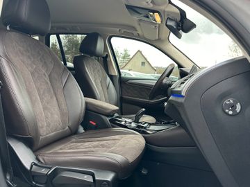 Bild 16 BMW X3 Baureihe X3 xDrive 20 d Advantage