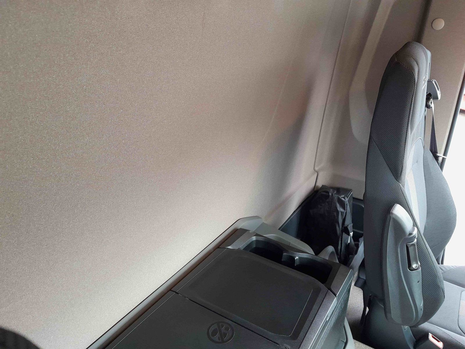 Fahrzeugabbildung DAF XD 370 Fa Swing-Board-Aufbau