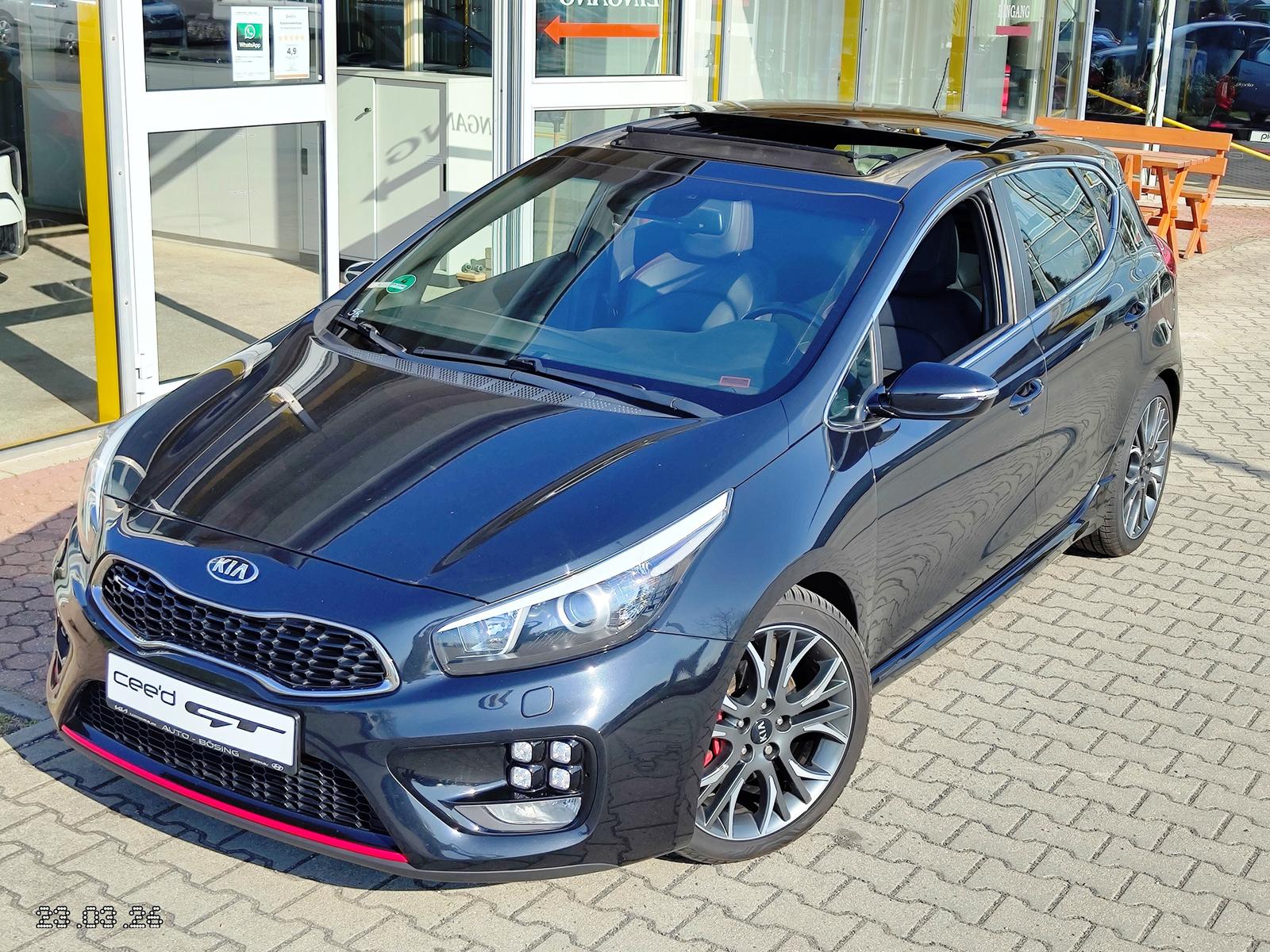 Kia Cee'd GT-Track Navi-Shz-Lhz-Klima-Xenon-Pano-Alc