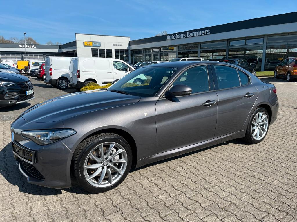 Alfa Romeo Giulia