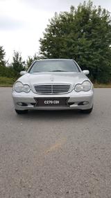 Mercedes-Benz 270 - Mercedes-Benz 270 mit Diesel-Antrieb