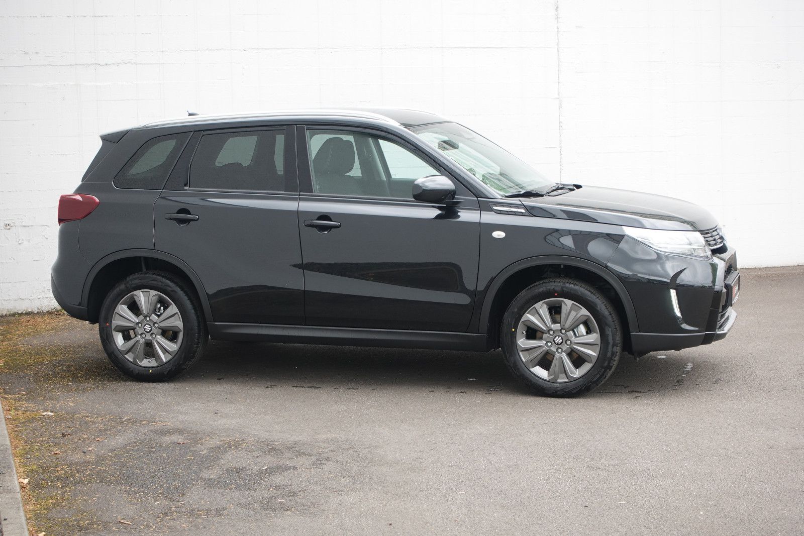 Fahrzeugabbildung Suzuki Vitara 1.4Hybrid Comfort AHK,Navi,SHZ,PD,Kamera