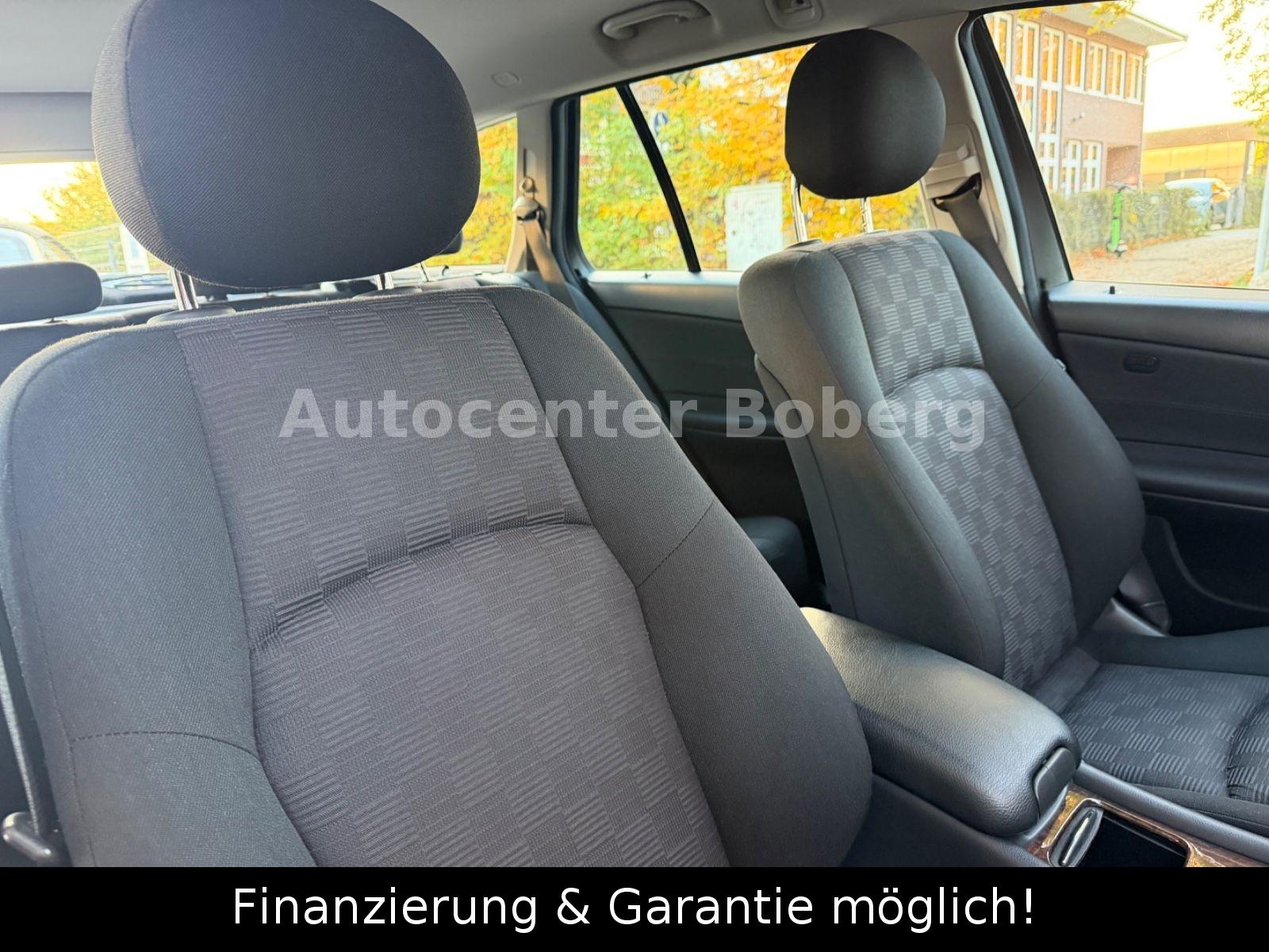 Mercedes-Benz C200 2004 — photo 22