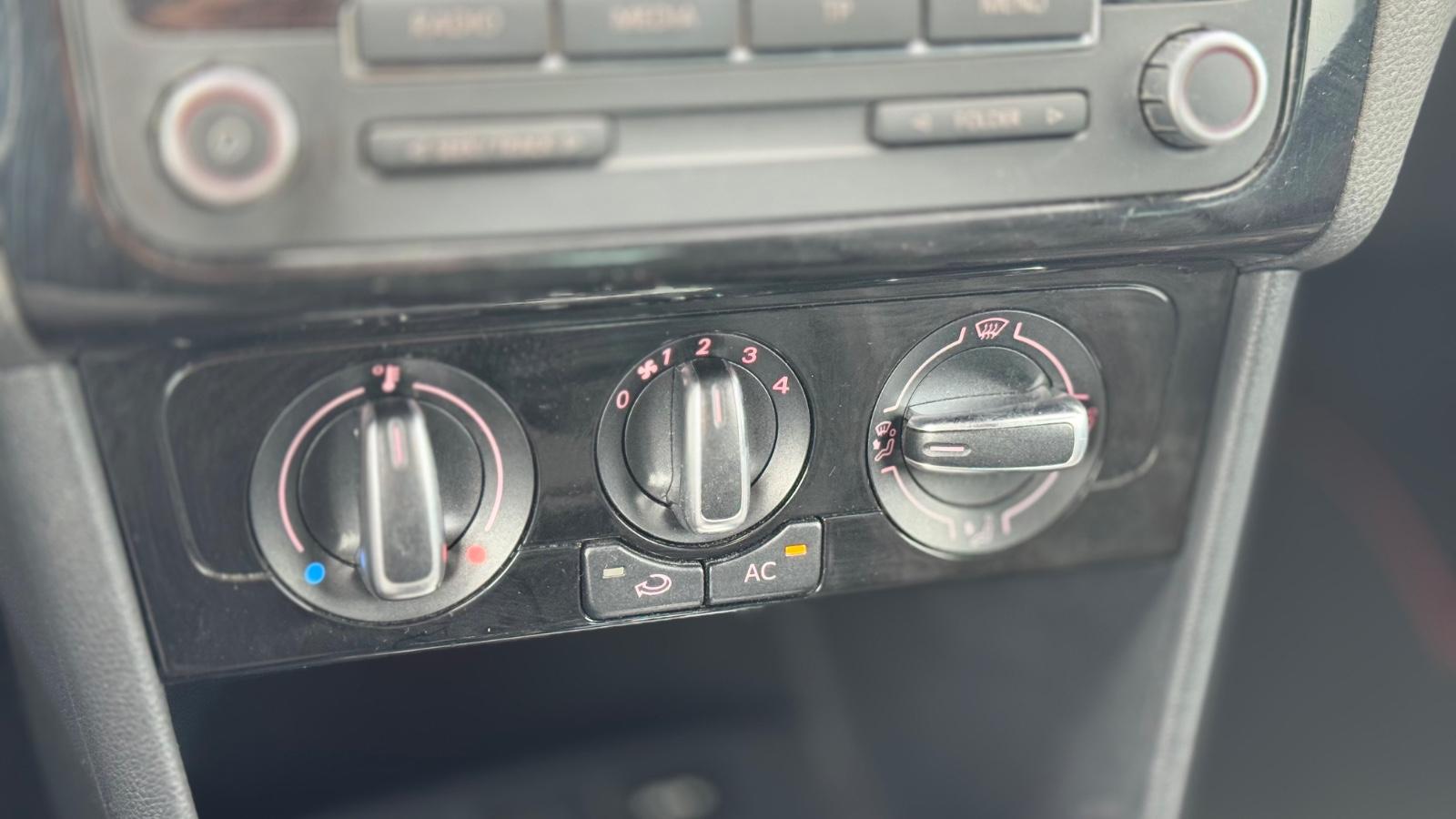 VOLKSWAGEN POLO GTI 1.4 TSI 180CH