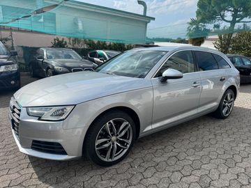 Audi A4 - 1