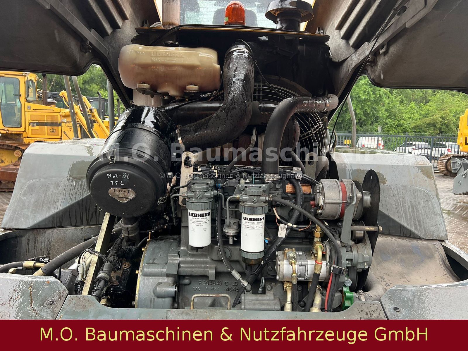 Fahrzeugabbildung Liebherr L524 /SW / AC/ Hochkippschaufel/Neue Reifen !