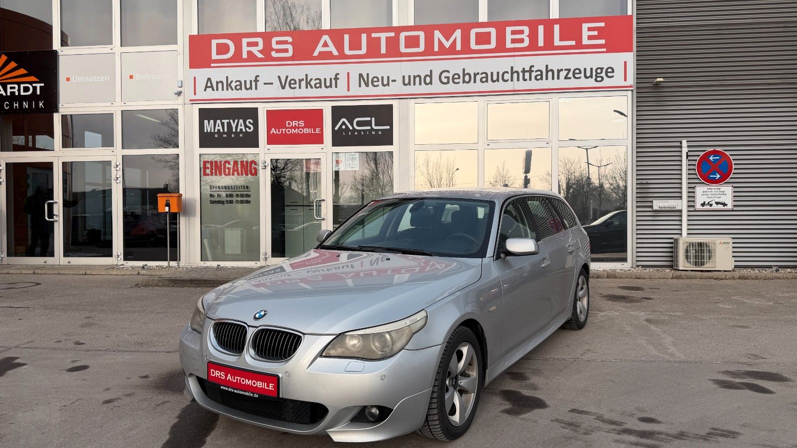 BMW 530d Touring/M Paket/Navi/Xenon - Bild 1