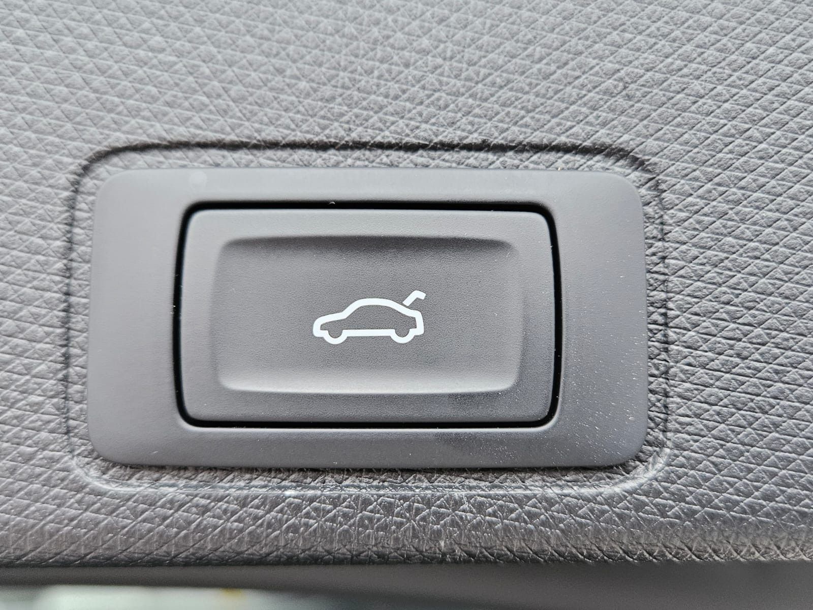 Représentation du véhicule CUPRA Terramar 1.5 eTSI Dinamica Pack Edge HUD 19