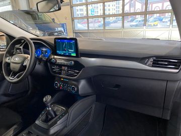 Fahrzeugabbildung Ford Kuga Titanium X LED Navi ACC Head-Up Winterpaket