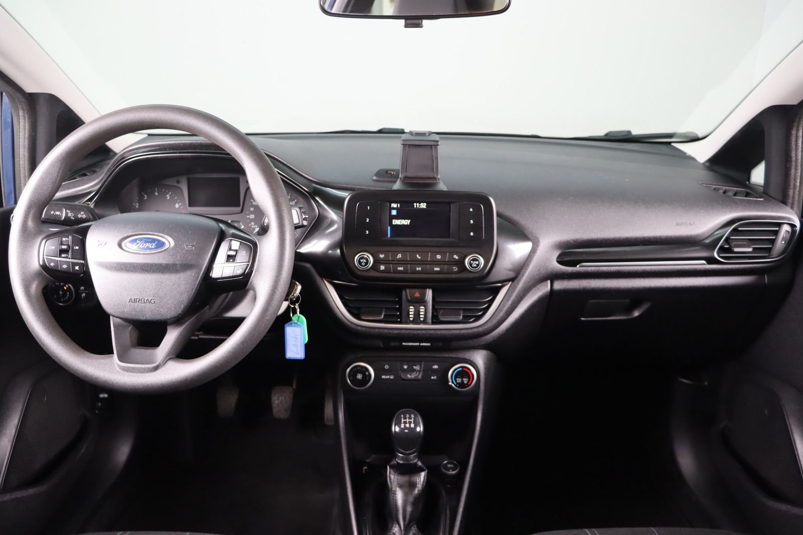 Fahrzeugabbildung Ford Fiesta 1.1 * Klima * Tempomat