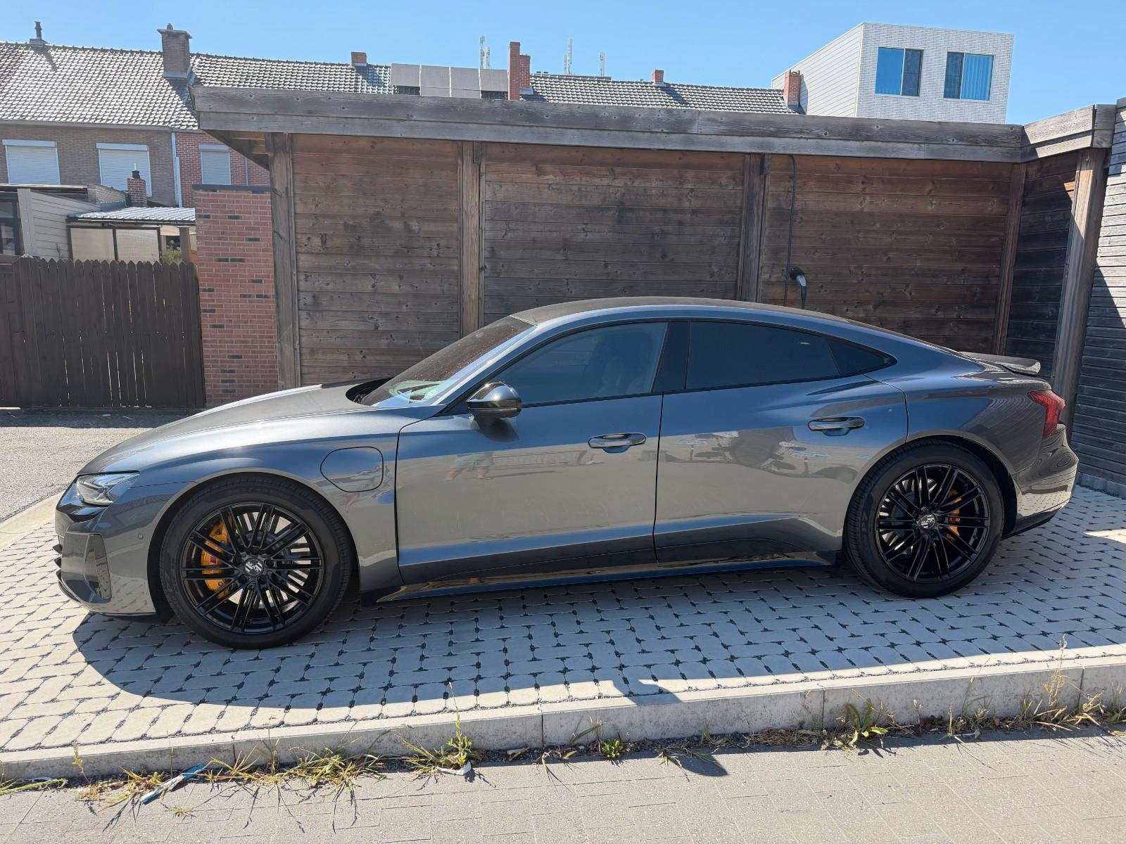 Audi RS GT