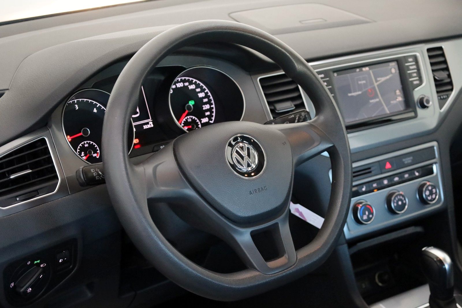 Fahrzeugabbildung Volkswagen Golf Sportsvan VII Trendline Navi,SH,PDC,AHK