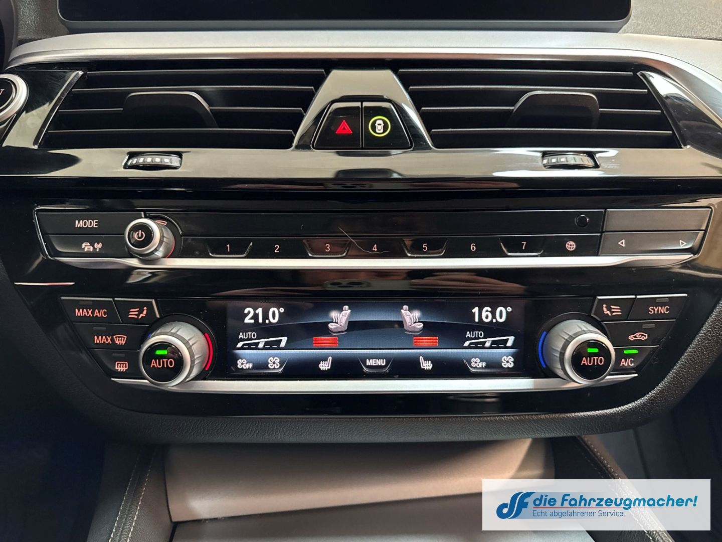 Fahrzeugabbildung BMW 530 d Touring M Paket Navi Digitales Cockpit LE