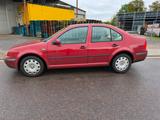 Volkswagen VW Bora 1.6 16 V - gebrauchte VW Bora aus dem Jahr 2000