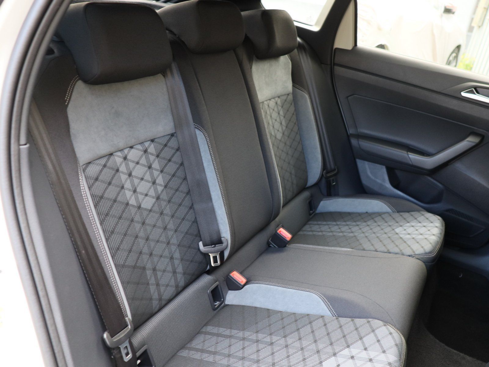 Volkswagen Taigo - Bild 4