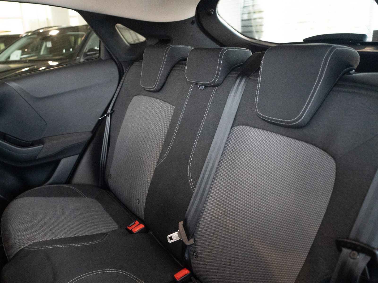 Fahrzeugabbildung Ford Puma Titanium X WINTER-P/MASSAGE/LED/KEYFREE