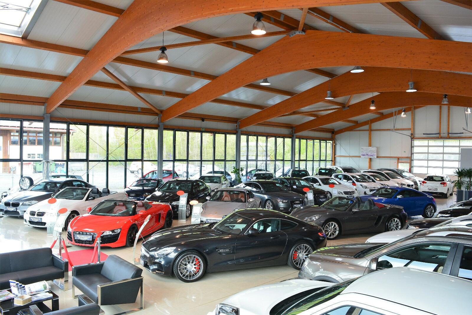 showroom-image-main