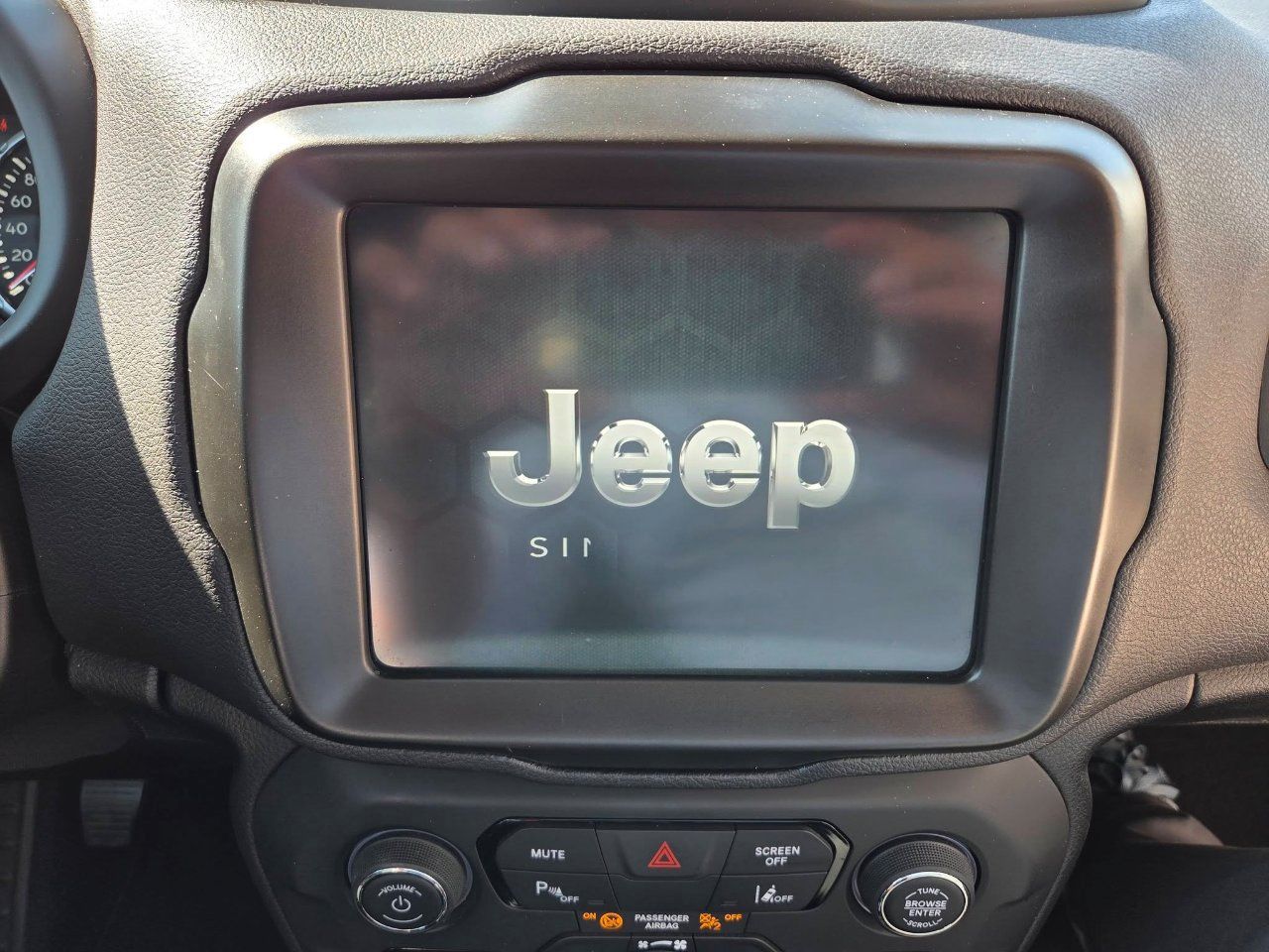 Jeep Renegade 1.6 mjt Limited 2wd 130cv + fari l imagem 2
