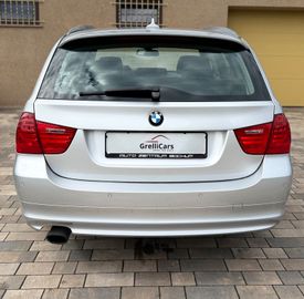 BMW 320 - 6