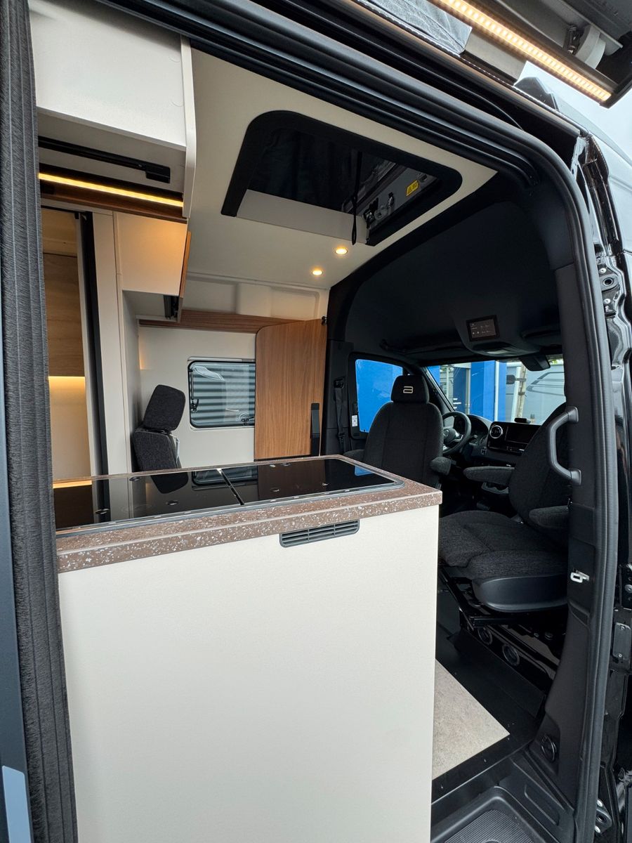 Fahrzeugabbildung Bürstner Habiton HMX 4x4 Schlafdach SIE SPAREN € 8.008,-!