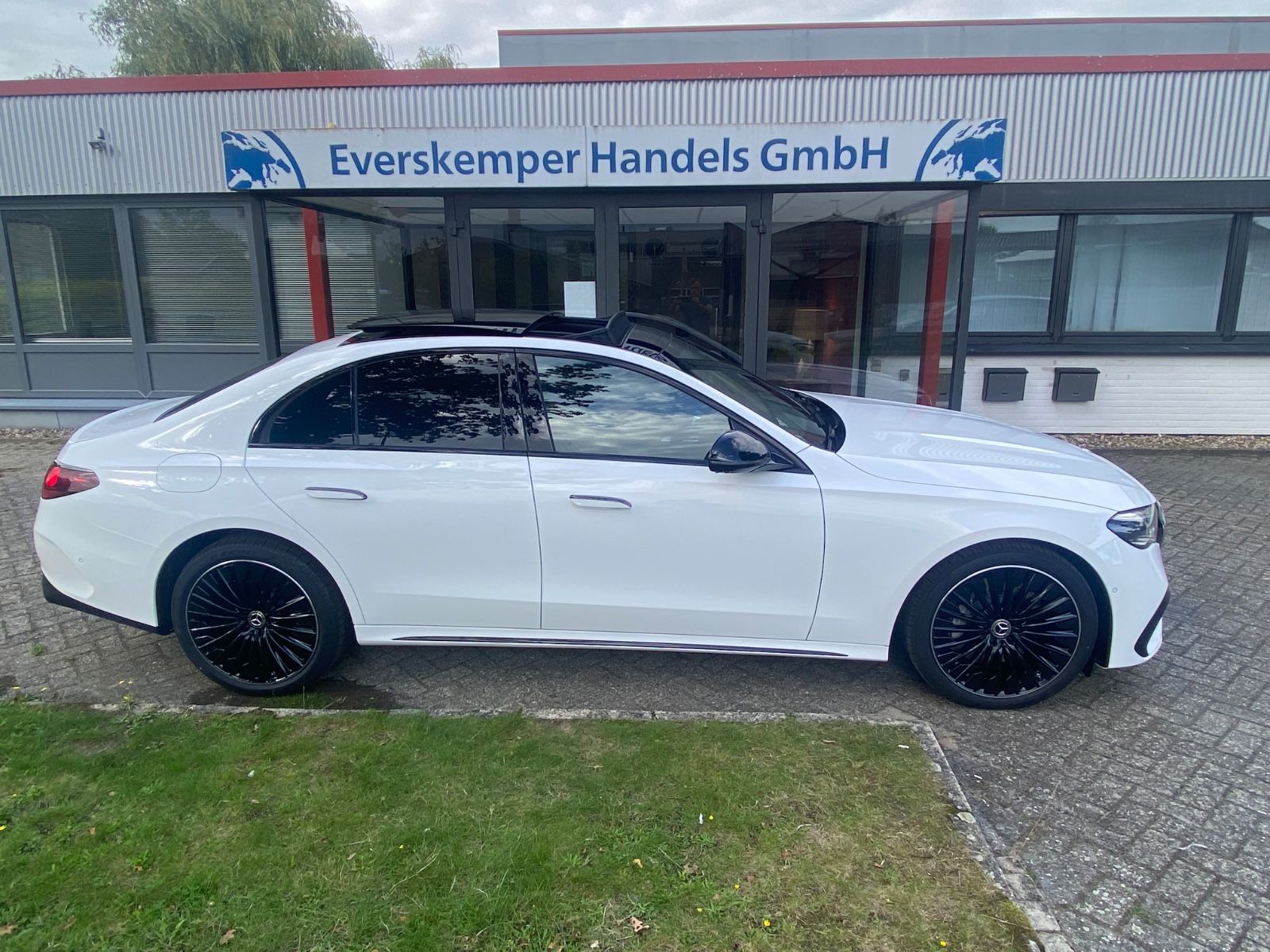 Mercedes-Benz E 200/AMG-Line/Premium Plus/MY2027/Nappa Leder imagem 3