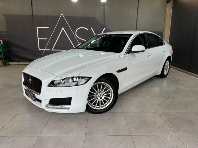 Jaguar XF 2.0d i4 Prestige 180cv my19