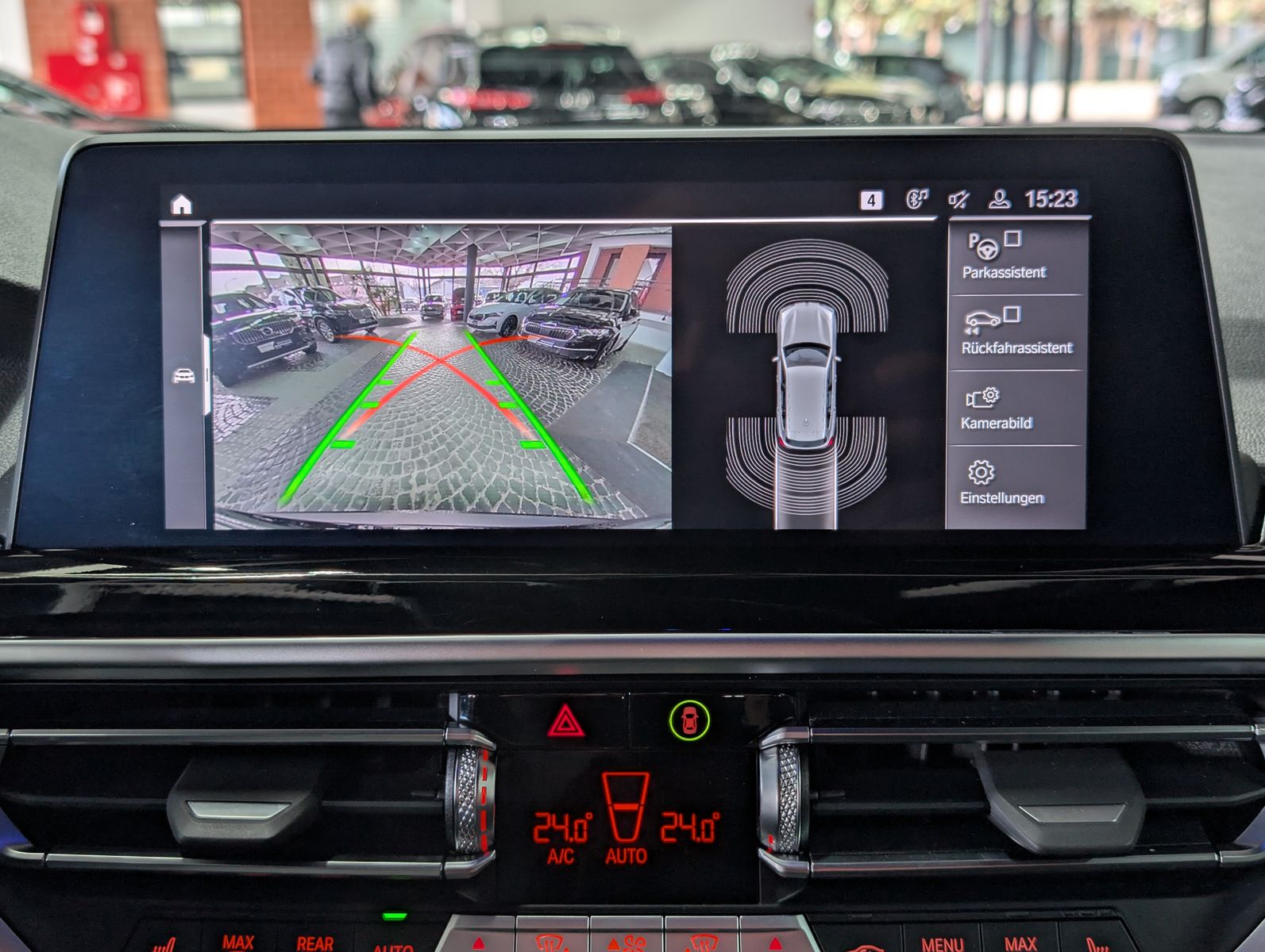Fahrzeugabbildung BMW X3 xDrive 20d AHK LEDER StHz ACC LED KAM HIFI