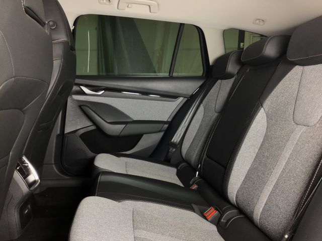 Fahrzeugabbildung Skoda Octavia Combi 1.5 TSI Selection Navi/ACC/RFK/SHZ