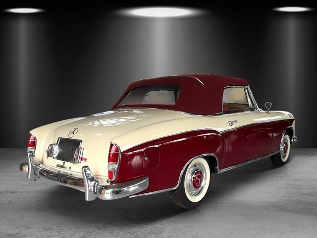 Fahrzeugabbildung Mercedes-Benz 220 S Cabriolet Ponton