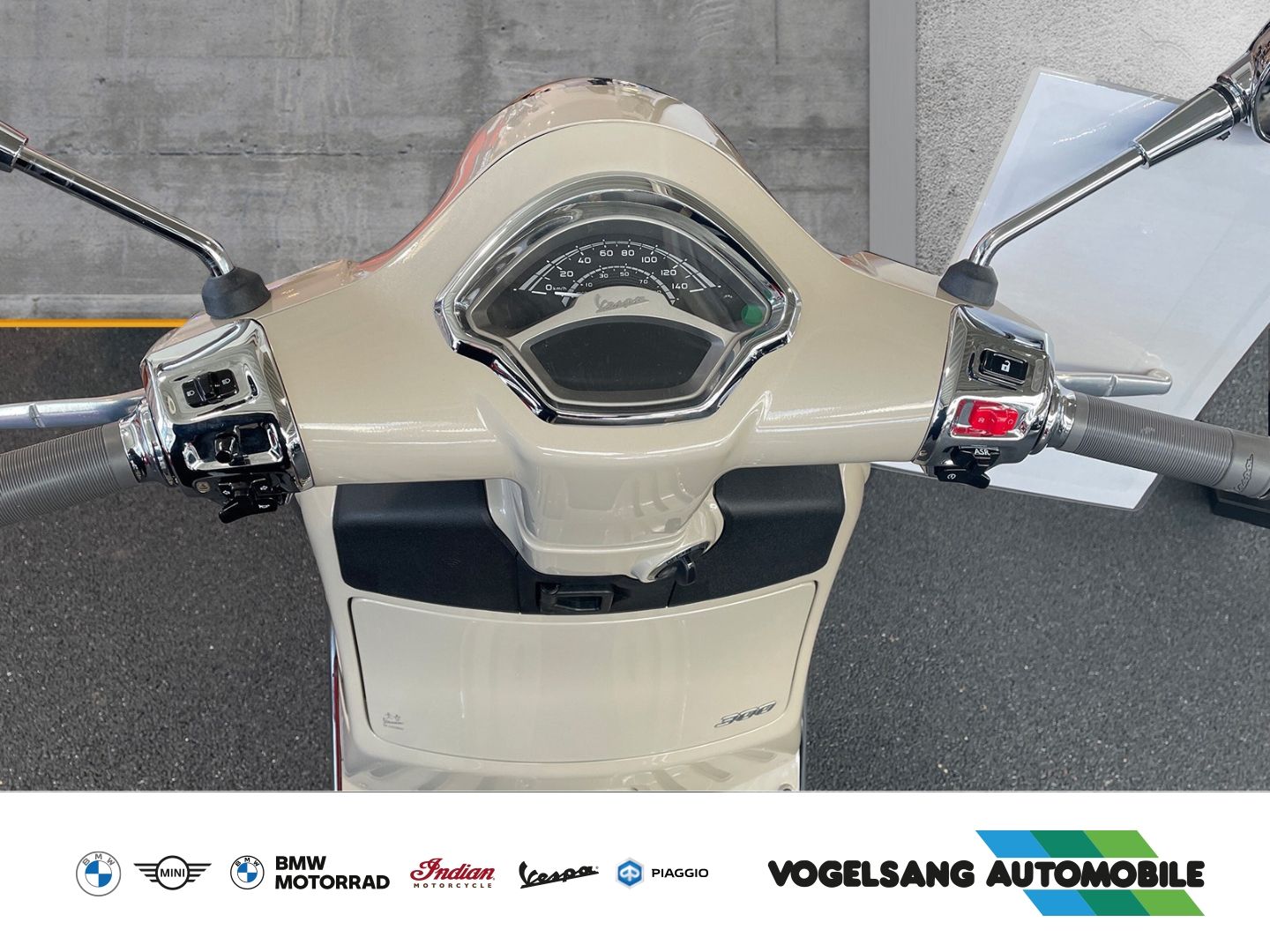 Fahrzeugabbildung Vespa GTS 125 Classic HPE, Voll LED, Keyless Ride, Sta